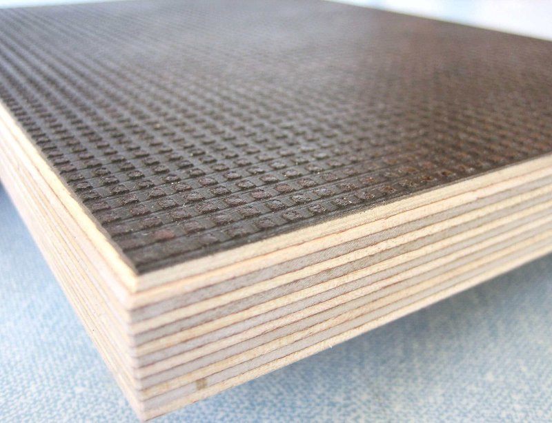anti-slip film faced plywood (17).jpg